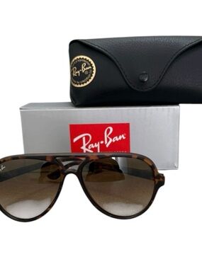 New! Authentic Ray-Ban Cats
5000 Matte Sunglasses - Gradient Brown
Lenses